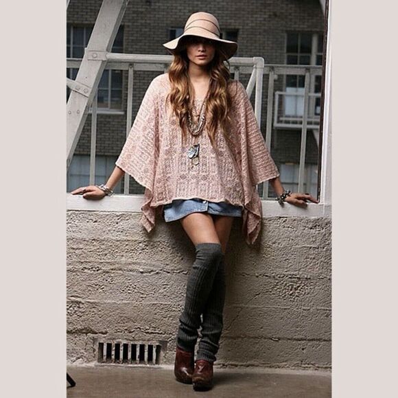 Jen's Pirate Booty Poetic French Lace Kaftan in Sandy Dusty Pink One Size - Picture 1 of 7